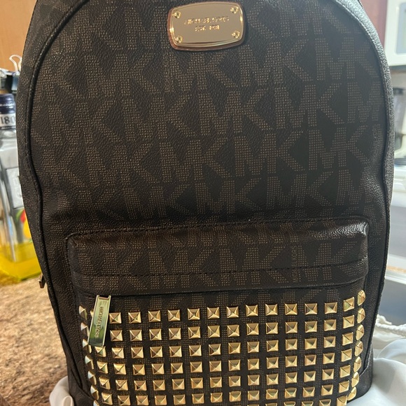 NWT- MK backpack. No discoloration, no damage.